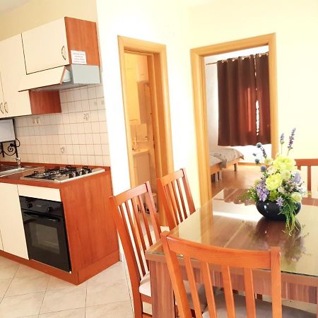 Apartmani Smoljic Primosten Ngoại thất bức ảnh